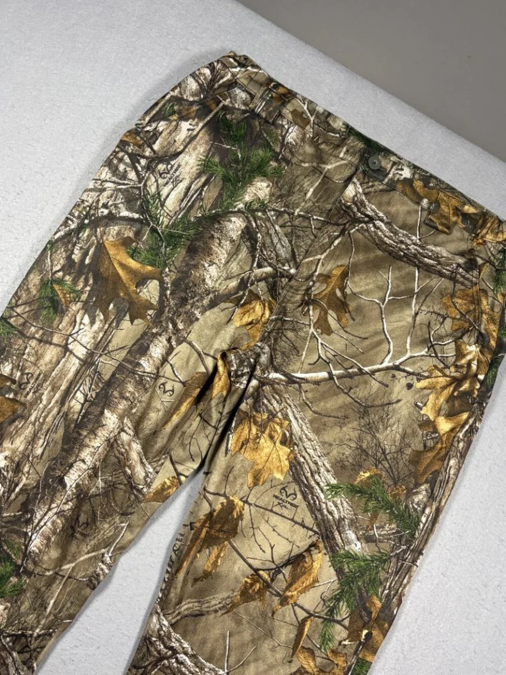 Realtree 100% polyester hunting pants Men's Size XL